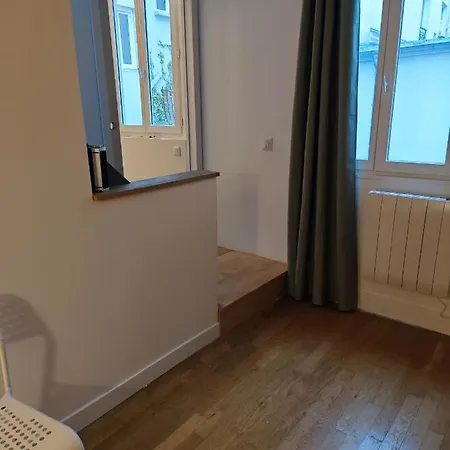 Apartment Calme Montmartre Paris